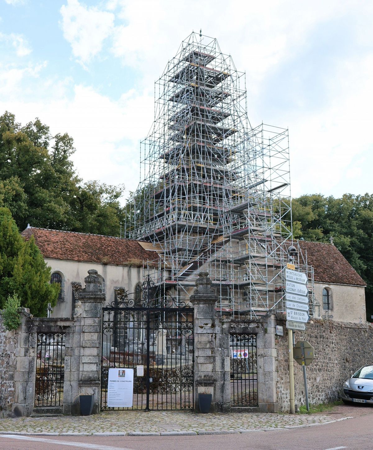 Eglise St-Saturnin de Saulieu [1]