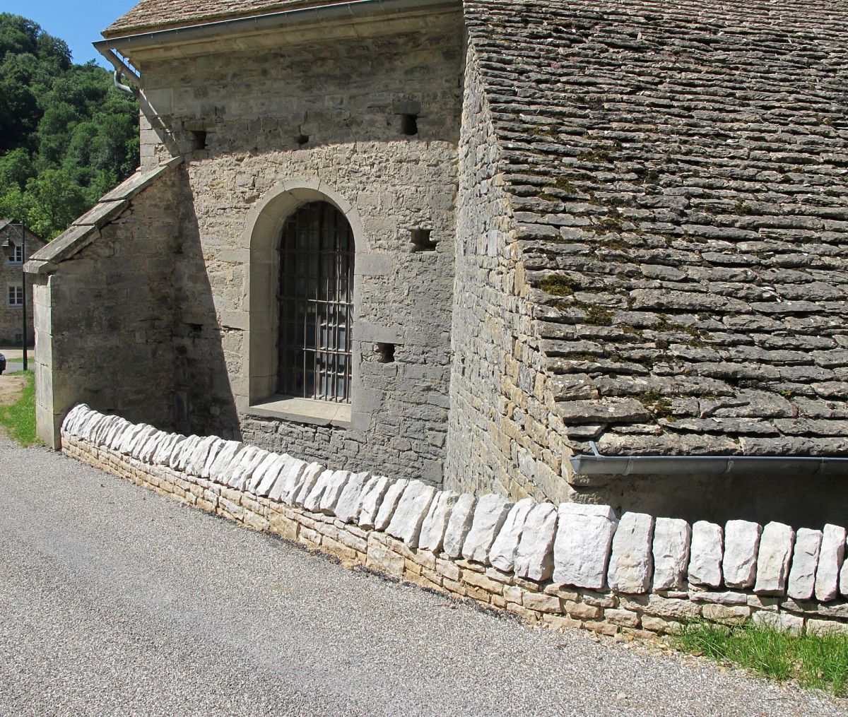 Baume-les-Messieurs - Cimetière (39) [4]