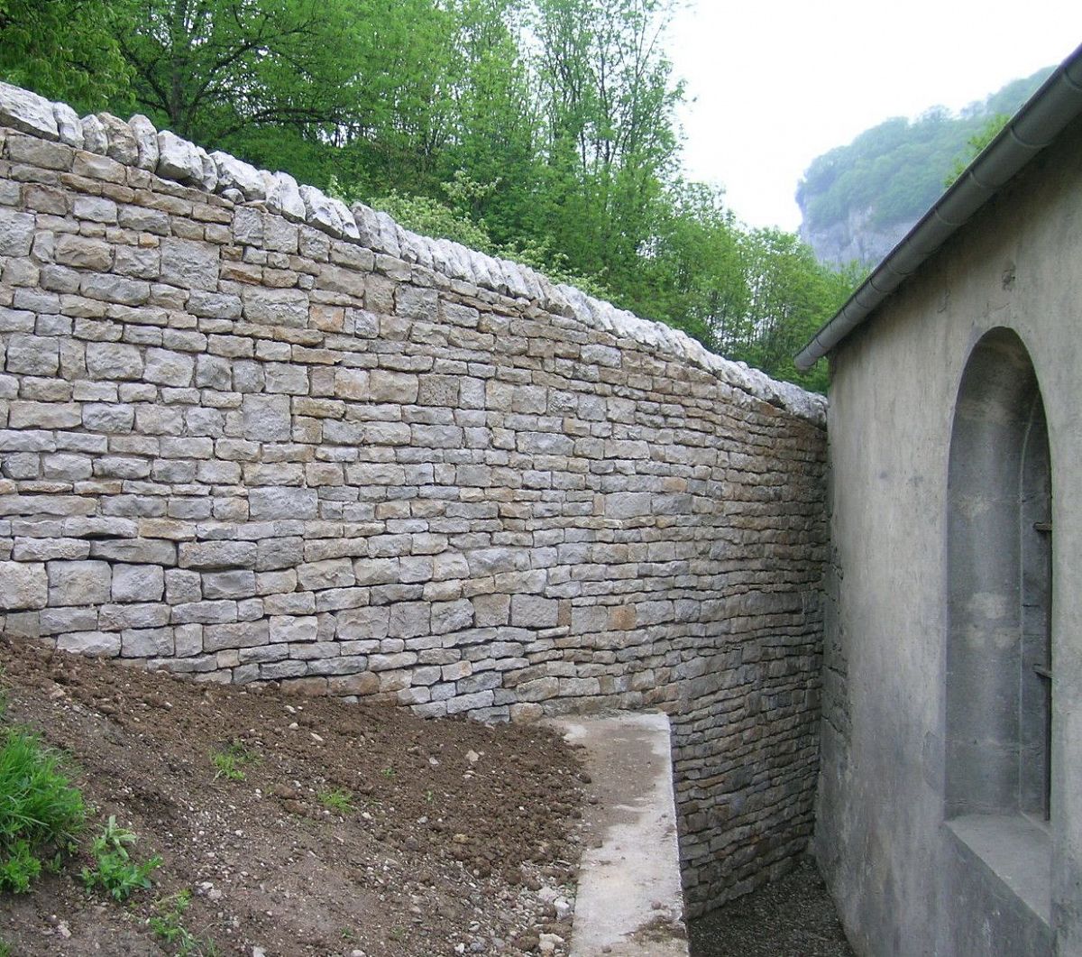 Baume-les-Messieurs - Cimetière (39) [2]