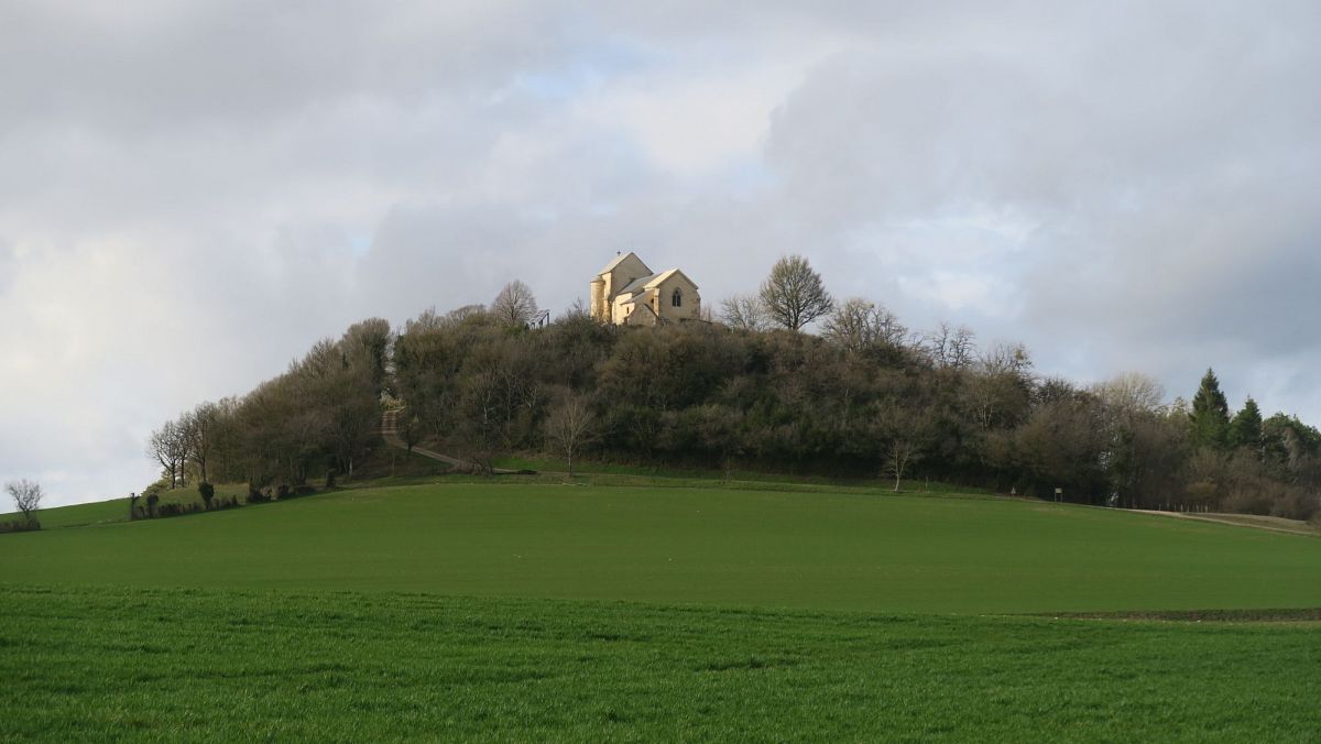 Neuffontaines - Chapelle St-Pierre dite Mont-Sabot (58) [2]