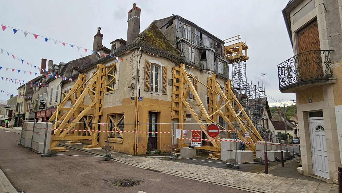 Varzy - Immeuble Barrat [1]