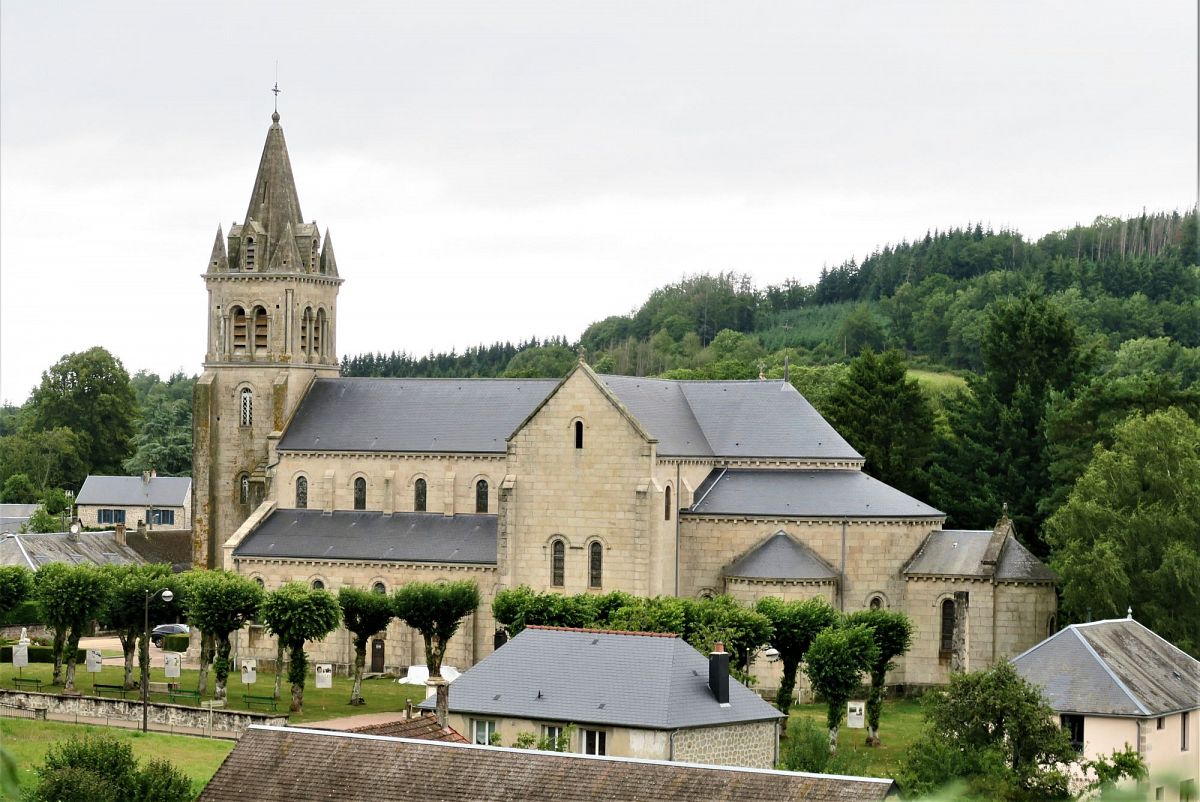 Dun-les-Places - Eglise Sainte Amélie (58) [2]