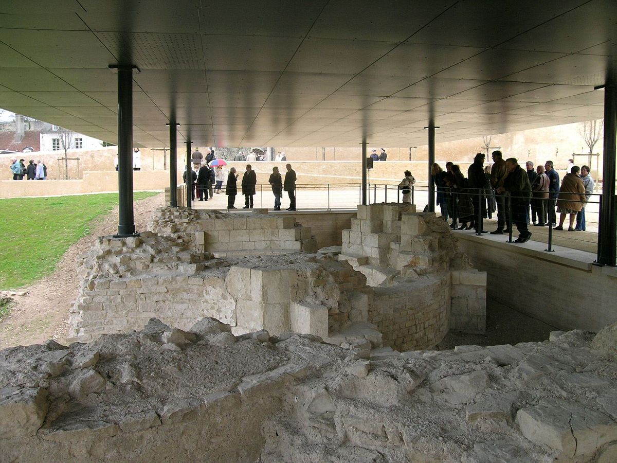 La Charité-sur-Loire - Vestiges de l'église (58) [5]