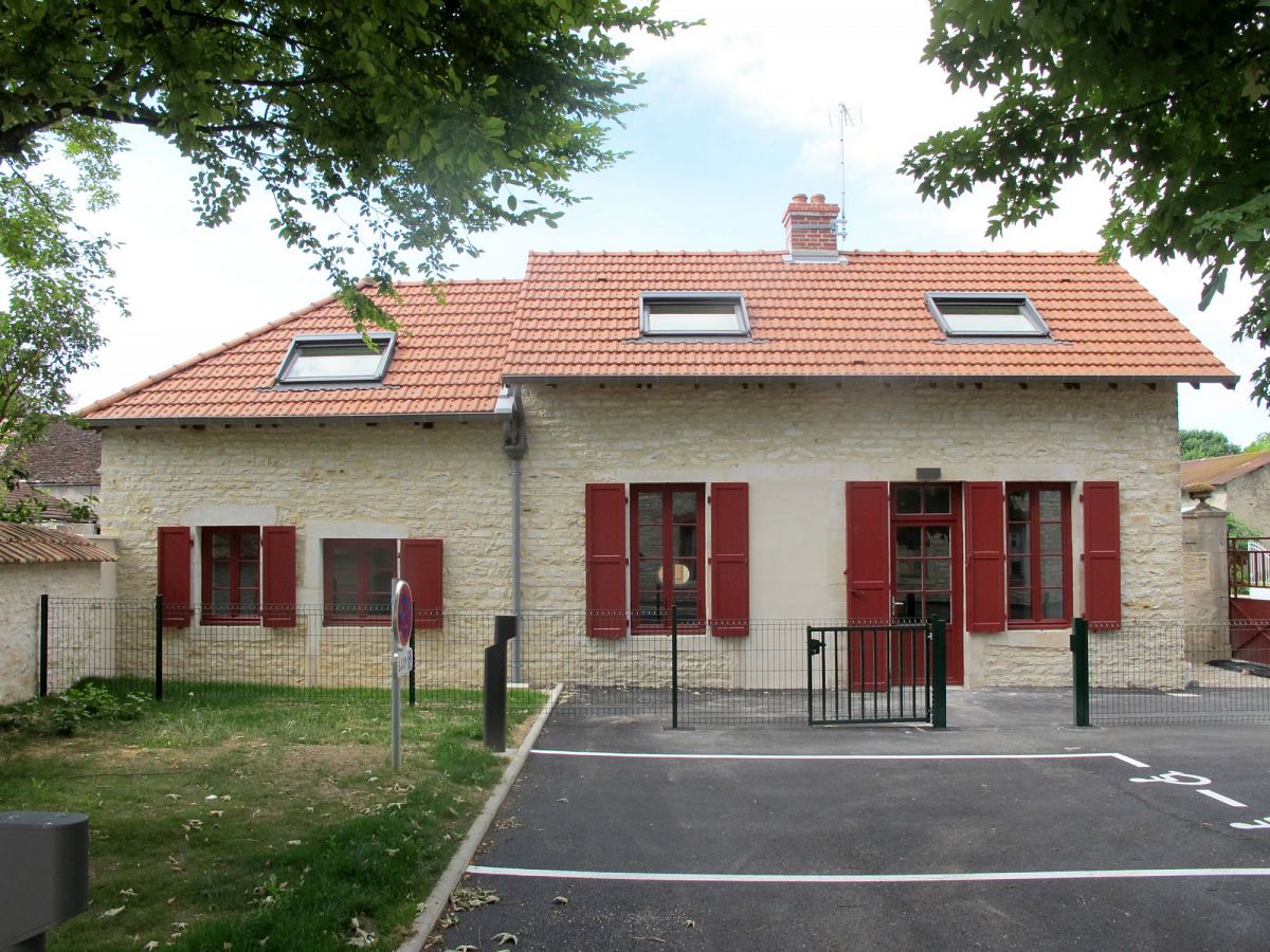 Saint-Julien - Bâtiments communaux (21) [3]