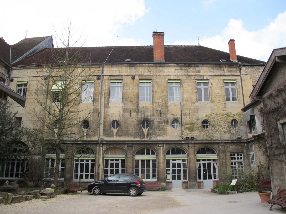 Flavigny-sur-Ozerain - Fabrique d'anis (21) [3]