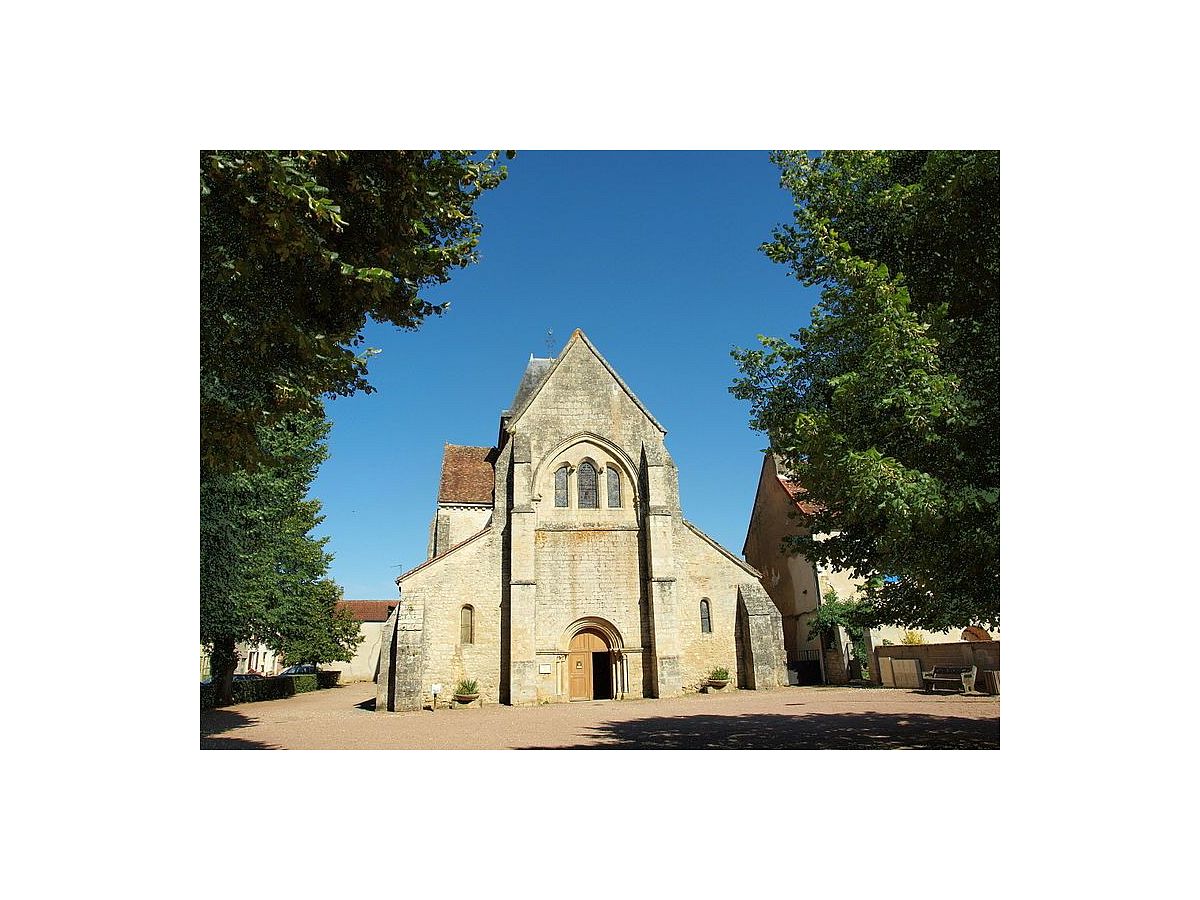 St-Vérain - Eglise (58) [1]