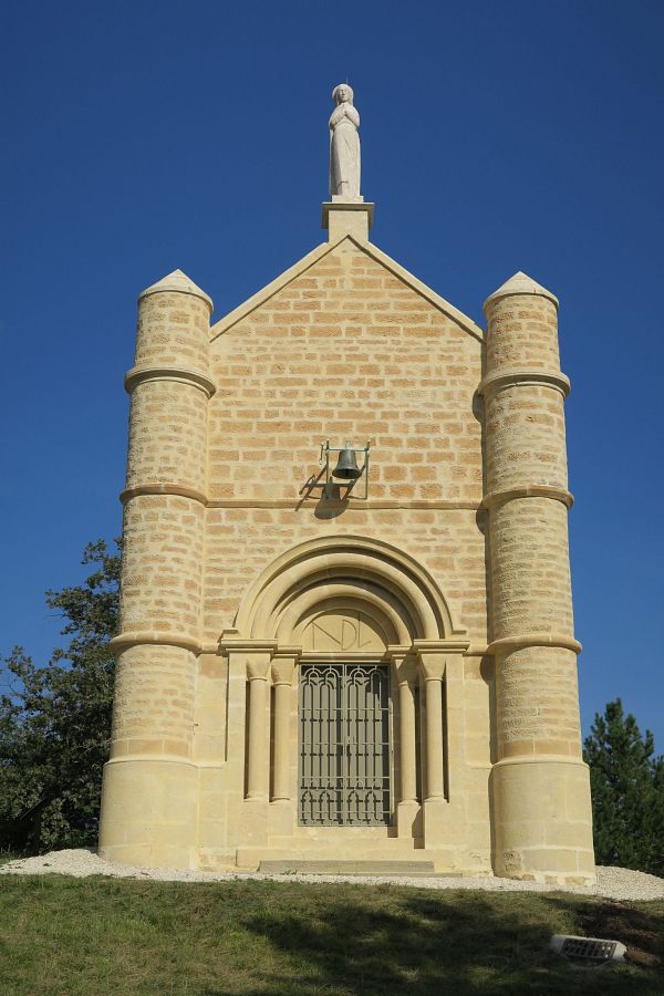 Menou - Chapelle Notre-Dame de la tête ronde (58) [1]