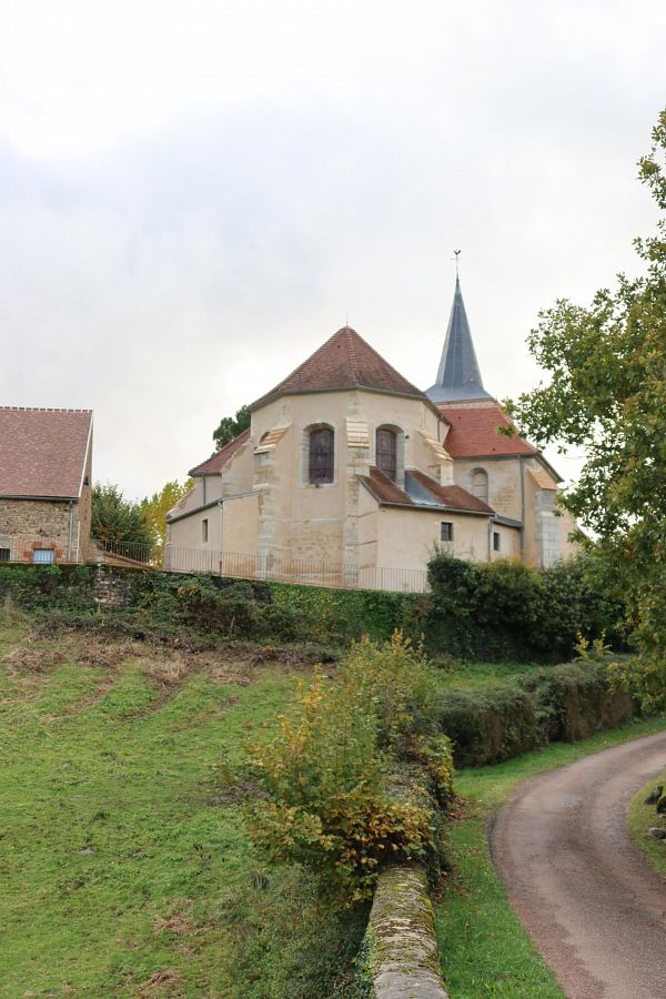 Bazoches - Eglise St-Hilaire (58) [3]