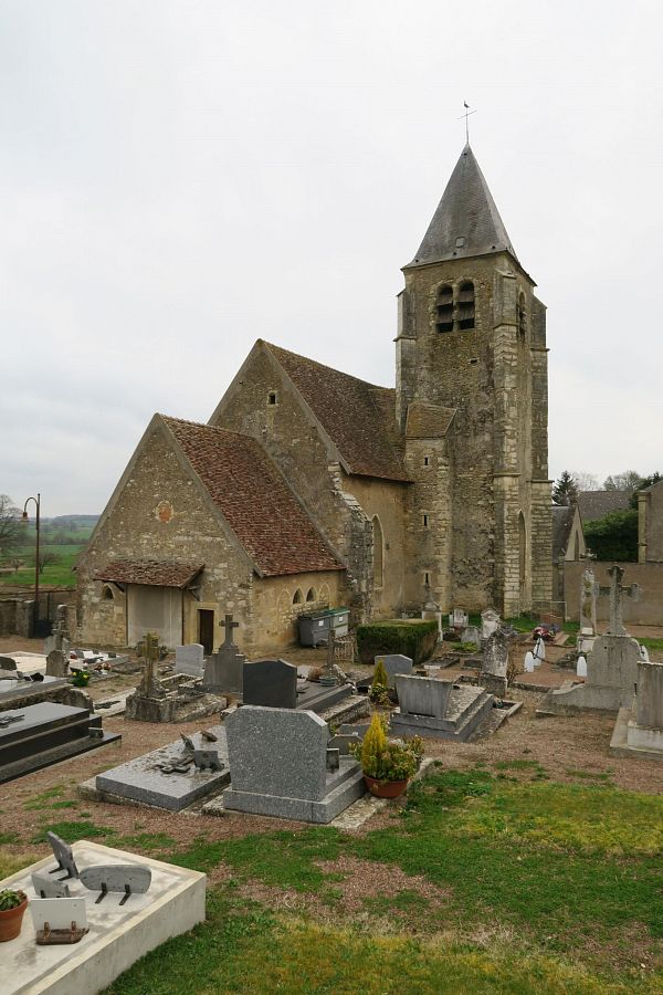 Germenay - Eglise St-Aubin (58) [3]
