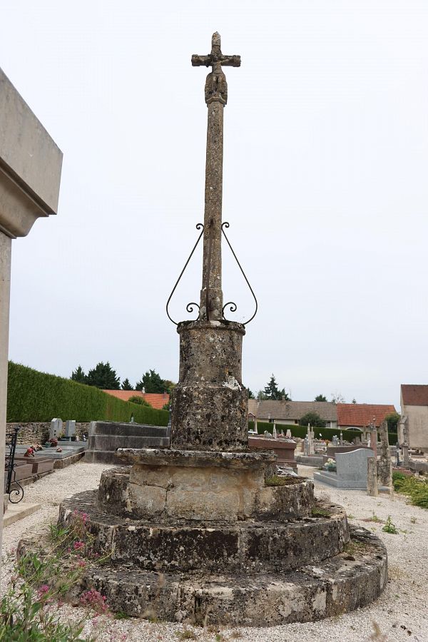 Chailly-sur-Armançon - Croix-Calvaire (21) [1]