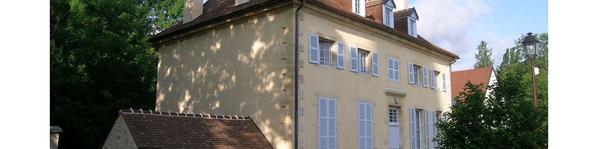 Gilly-les-Citeaux - Presbytere (21)