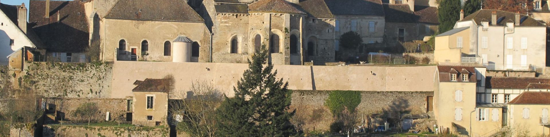 Avallon - Rempart de la Ville (89)