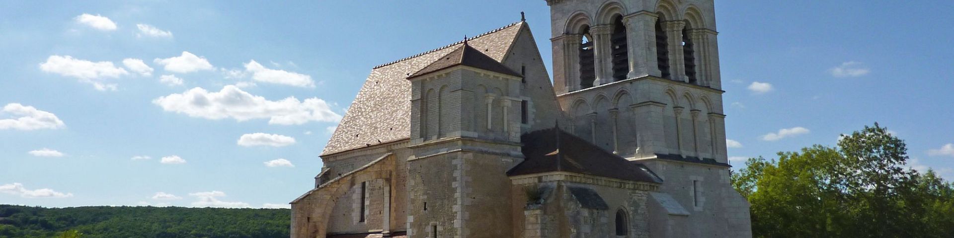 Prégilbert - Eglise (89)