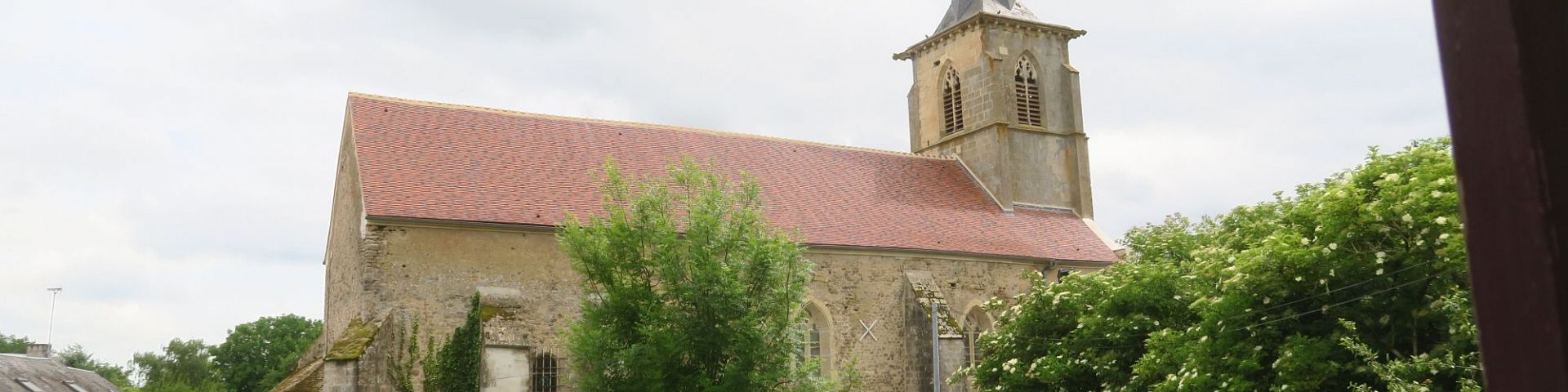 Neuilly - Eglise St-Martin (58)