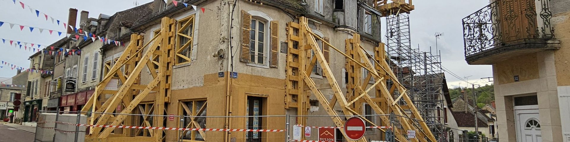 Varzy - Immeuble Barrat